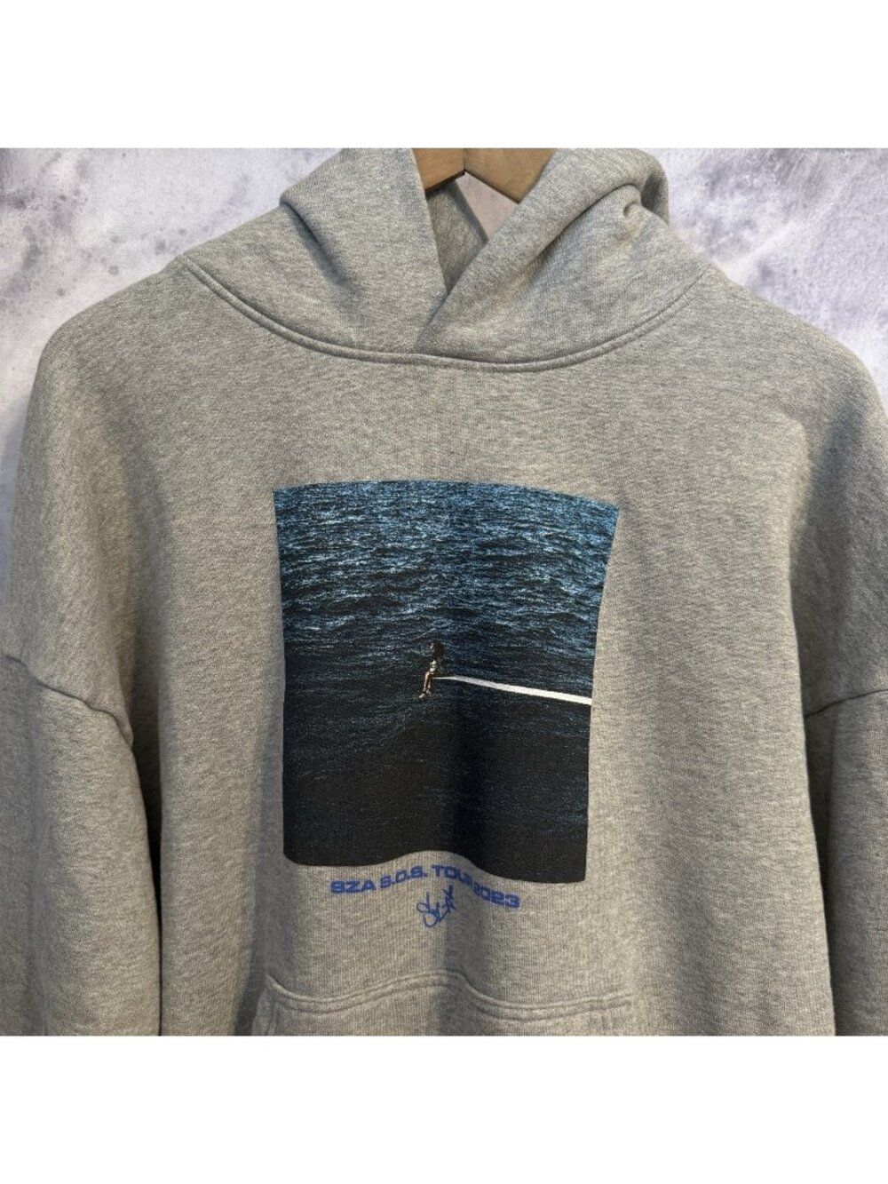 SZA SOS Tour 2023 Hoodie Mens Large L Gray Concert Merch TDE Album Cover Graphic